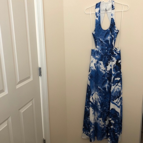 Aritzia Talulah Peekaboo Maxi Dress - Picture 4 of 12